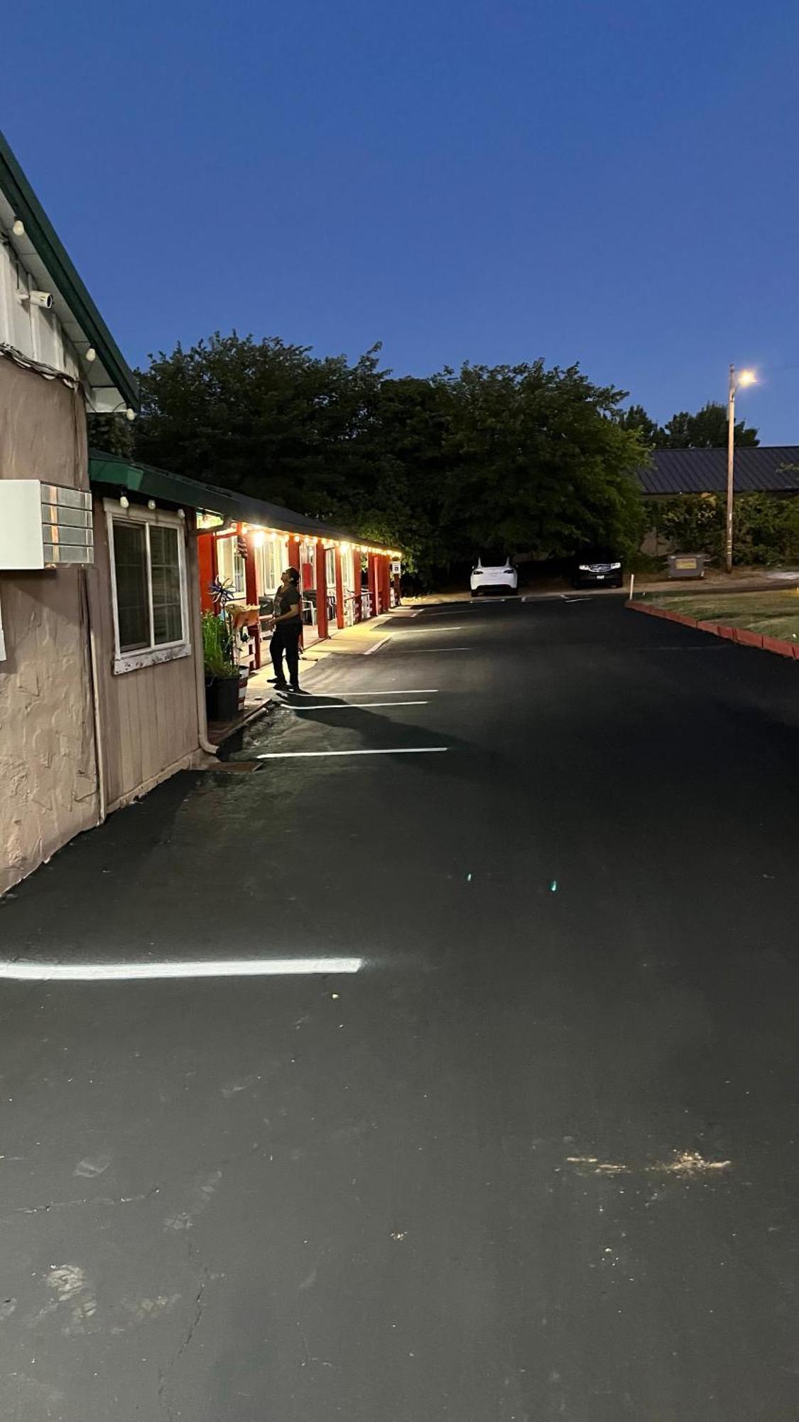 Jumping Frog Motel Angels Camp Exterior photo