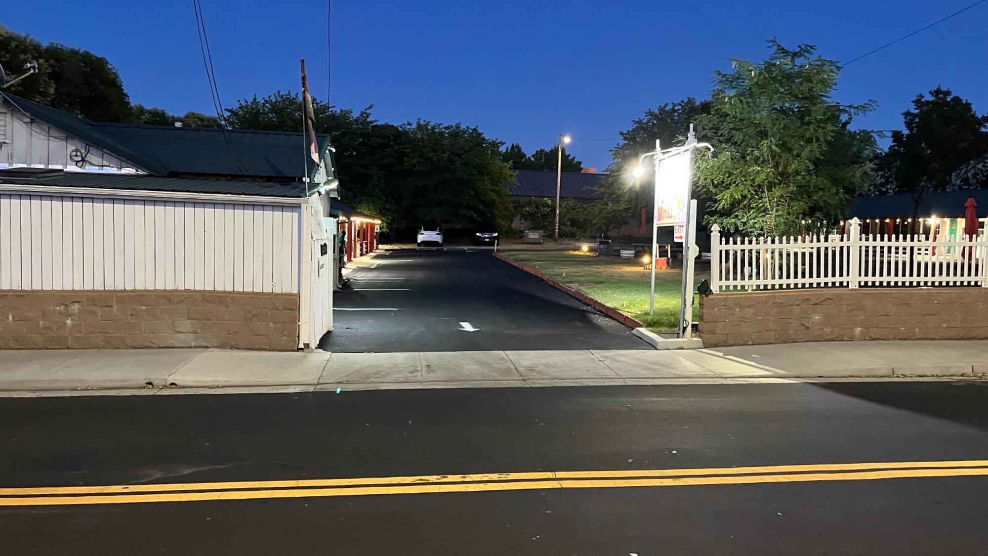 Jumping Frog Motel Angels Camp Exterior photo