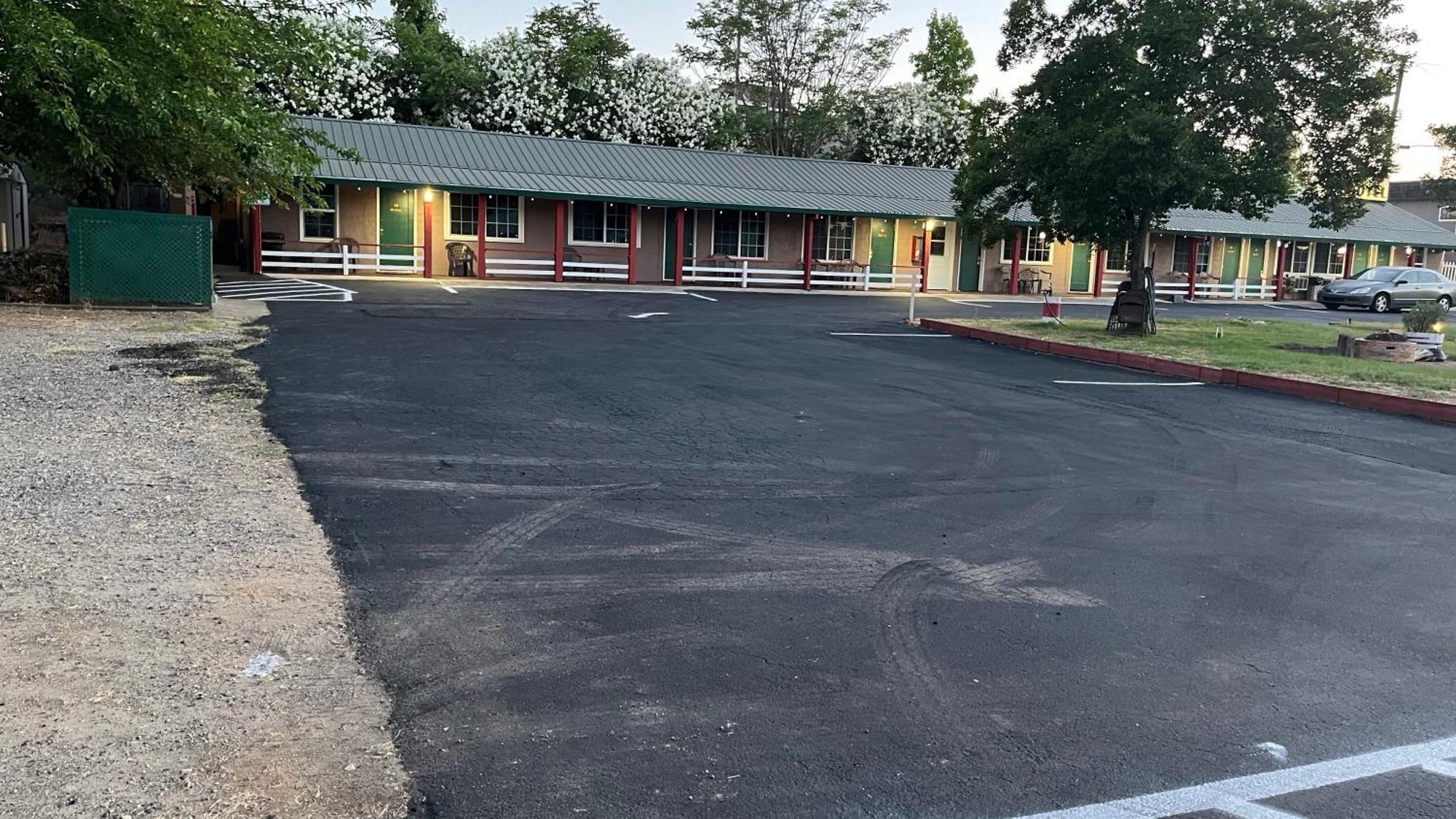 Jumping Frog Motel Angels Camp Exterior photo